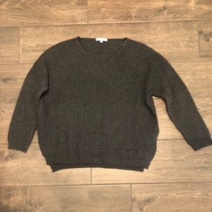 Active USA sweater size large